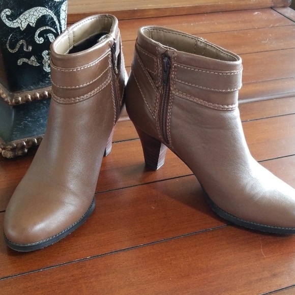 A.N.A. 🤠 BOOTIES - Picture 3 of 8